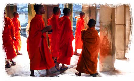 monks, angkor wat temple, courtyard, siem reap, tours, 